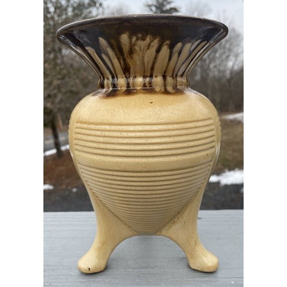 Antique Early 20th C. TECO Ribbed Tripod Footed Yellow Glazed Art Deco Pottery - Picture 14 of 16